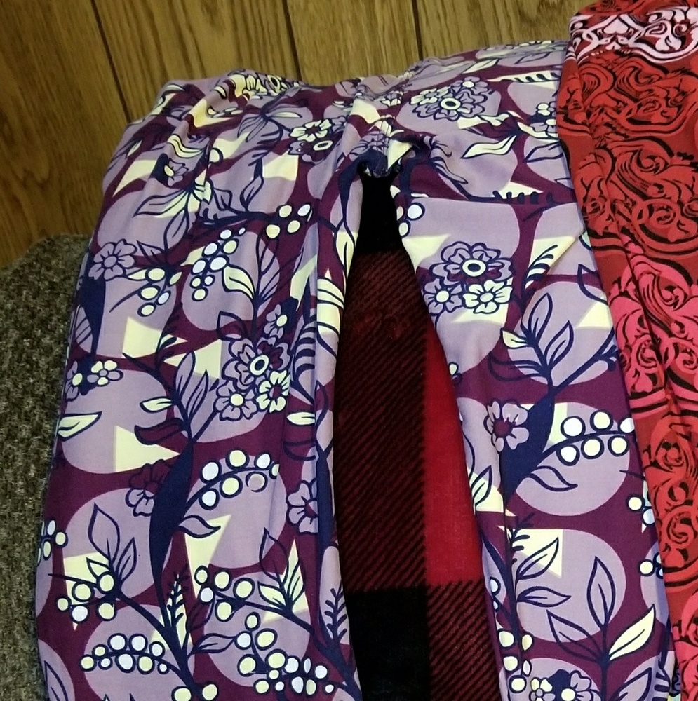LulaRoe OS